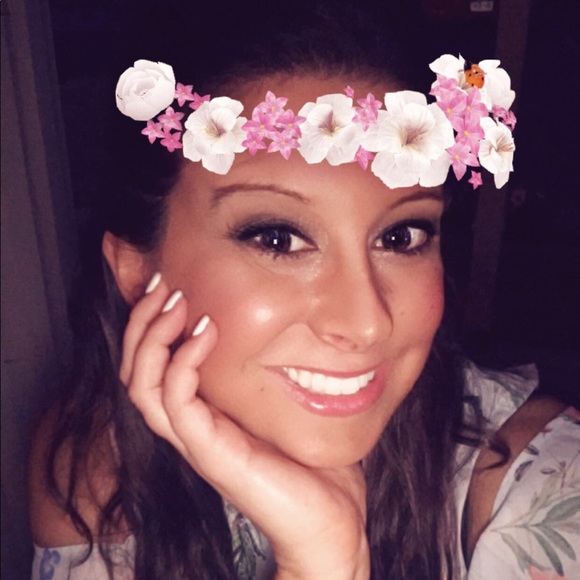 Meet your Posher, Amanda - Picture 14 of 16